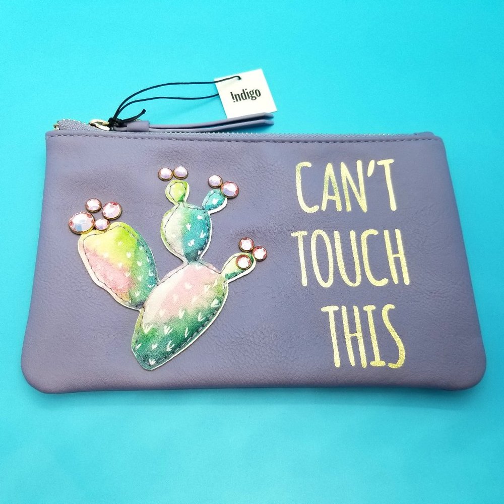 Can't Touch This Lavender Wristlet NWT